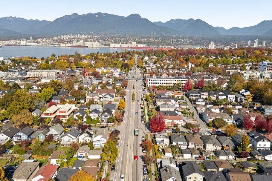 850 Nanaimo Street Vancouver, BC - 31