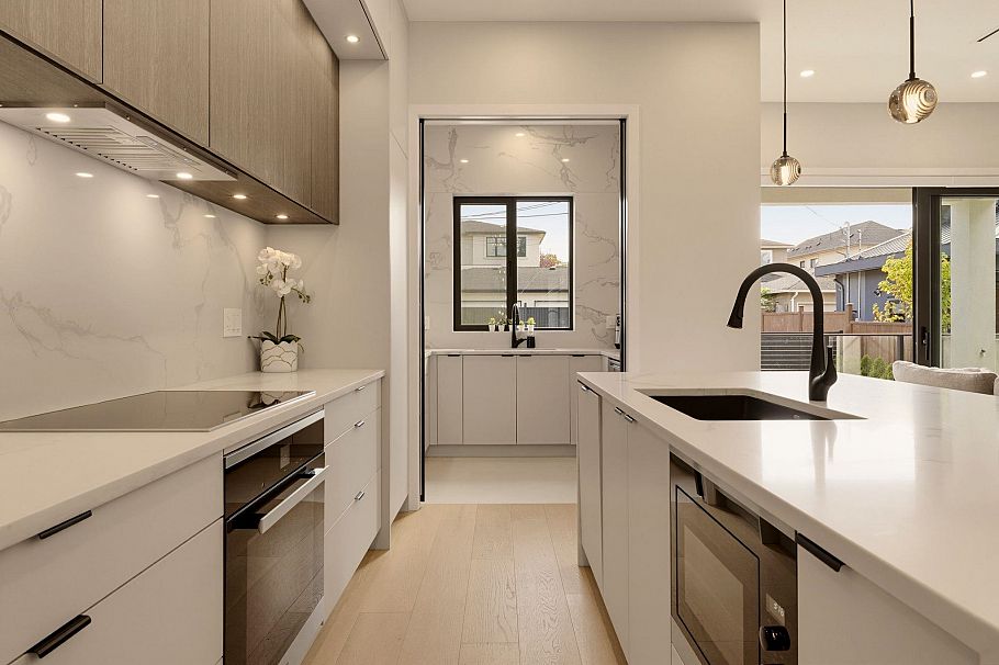 2118 W 21st Avenue Vancouver, BC - 10