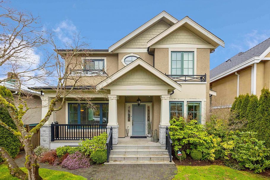 2969 W 22nd Avenue Vancouver, BC - 1
