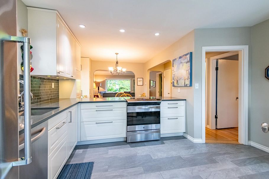 5898 Quebec Street Vancouver, BC - 11