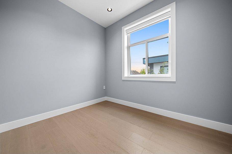 2 2557 W King Edward Avenue Vancouver, BC - 10