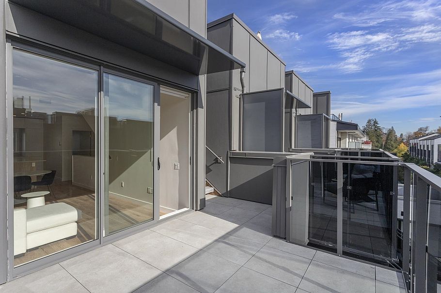 234 602 E 2nd Street North Vancouver, BC - 14