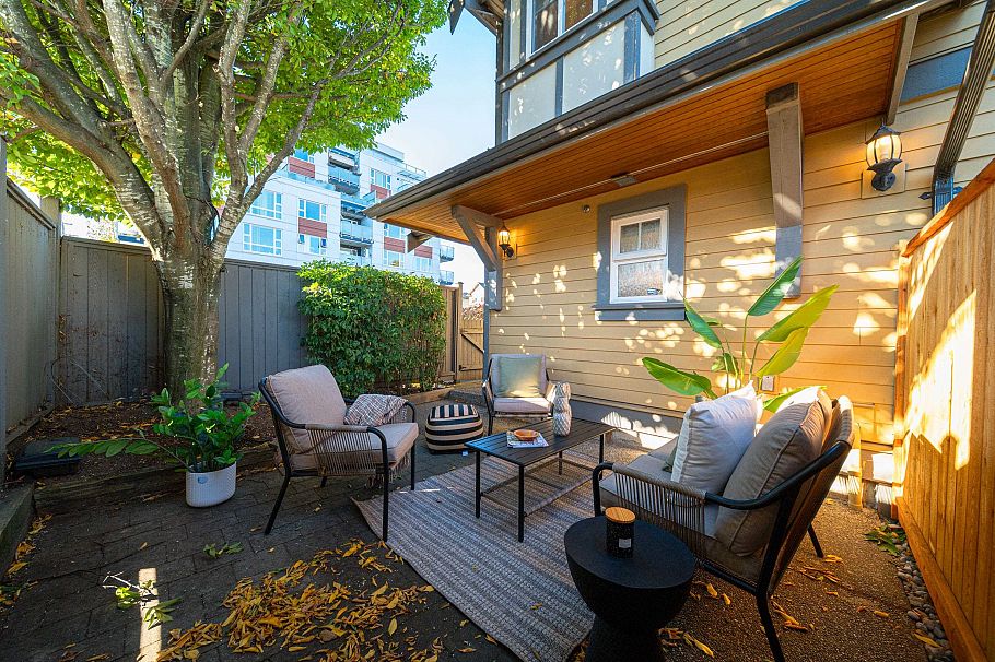 2418 St. Catherines Street Vancouver, BC - 7
