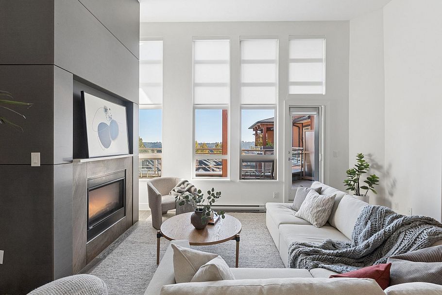 507 3602 Aldercrest Drive North Vancouver, BC - 1