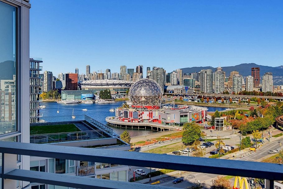 1711 1618 Quebec Street Vancouver, BC - 1
