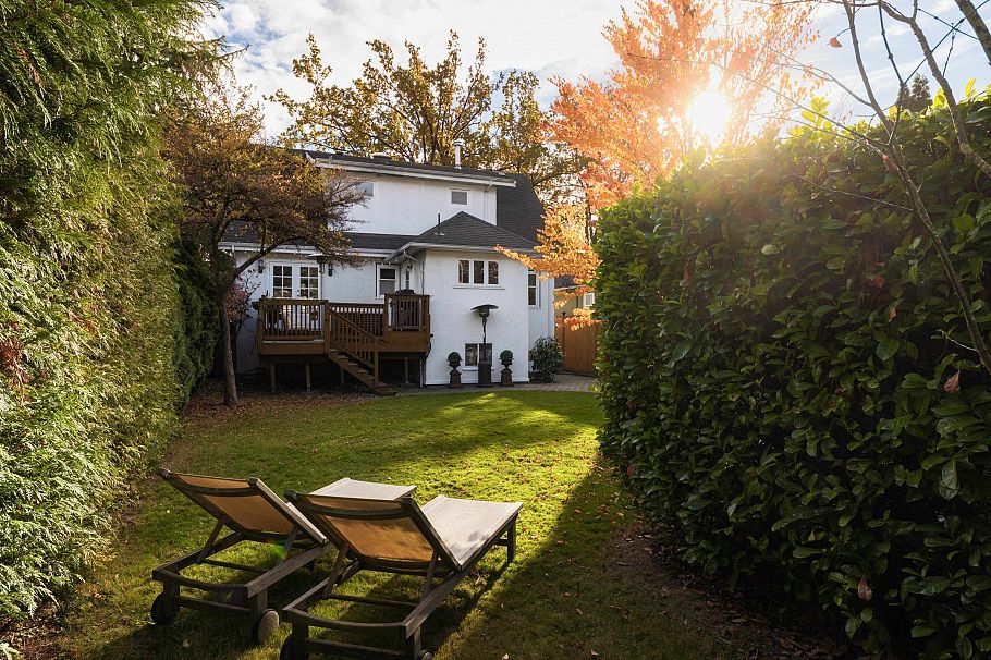 455 W 22nd Avenue Vancouver, BC - 27