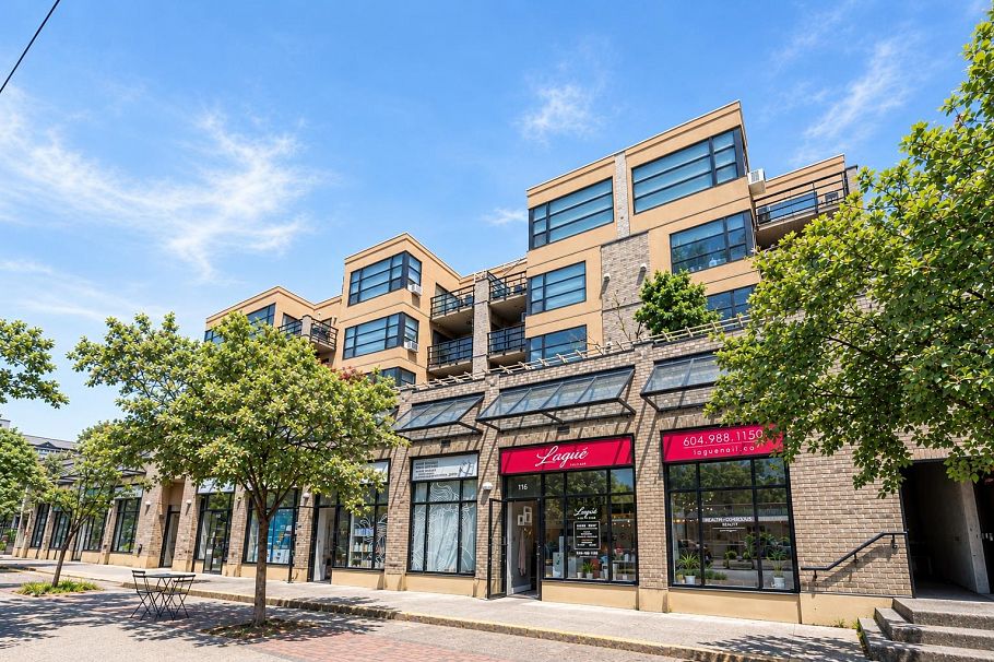 404 124 W 3rd Street North Vancouver, BC - 37