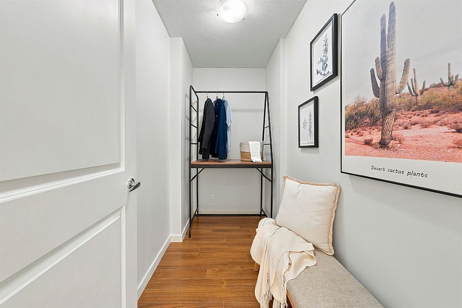 709 1068 W Broadway Vancouver, BC - 25