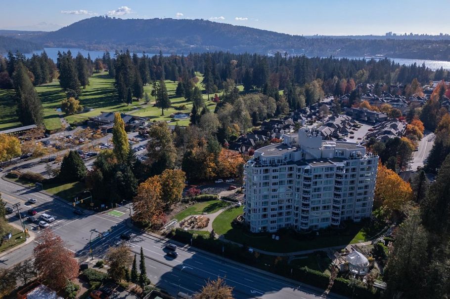 903 995 Roche Point Drive North Vancouver, BC - 35
