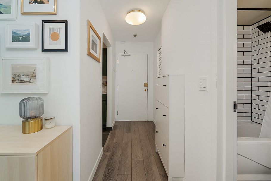 403 1169 Nelson Street Vancouver, BC - 9