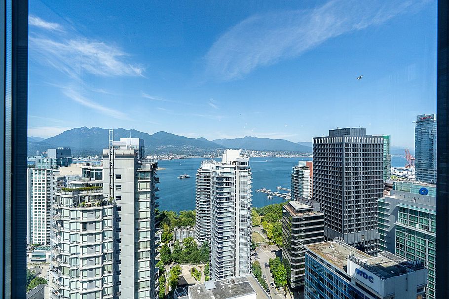 2905 1211 Melville Street Vancouver, BC - 5
