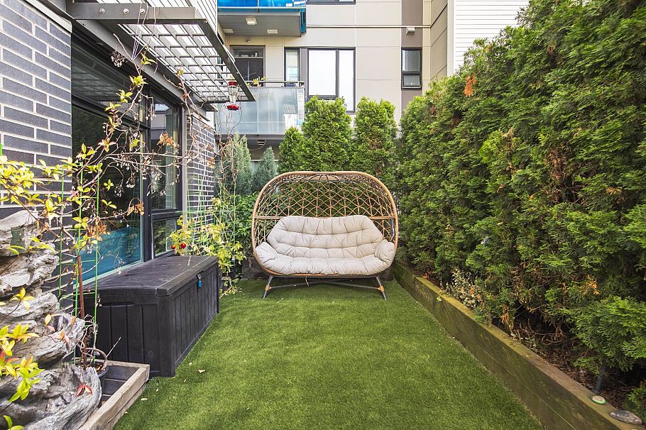 101 3289 Riverwalk Avenue Vancouver, BC - 2