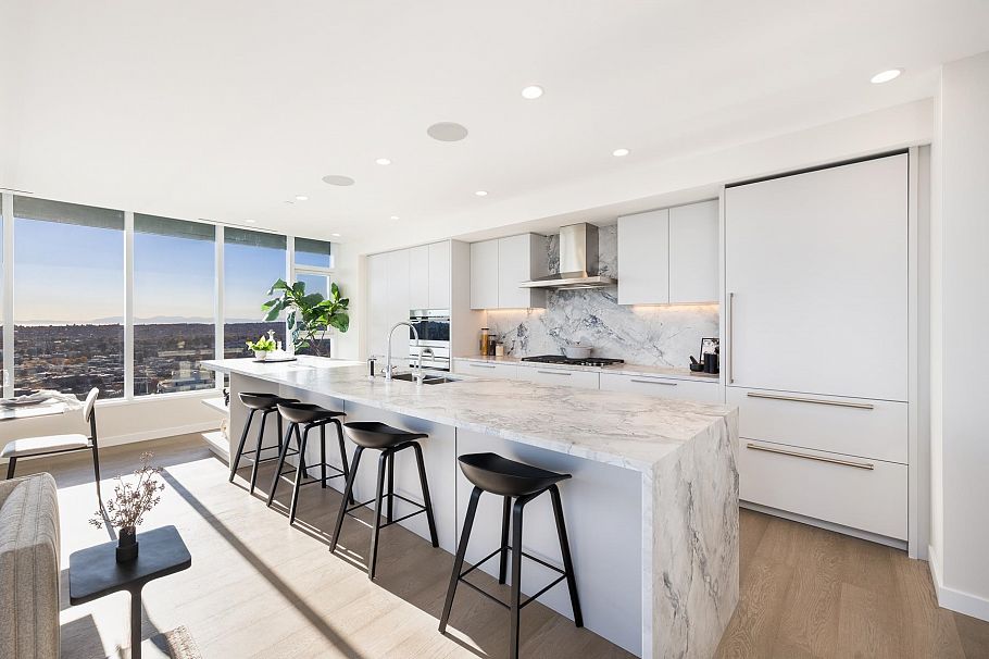 3703 1335 Howe Street Vancouver, BC - 11