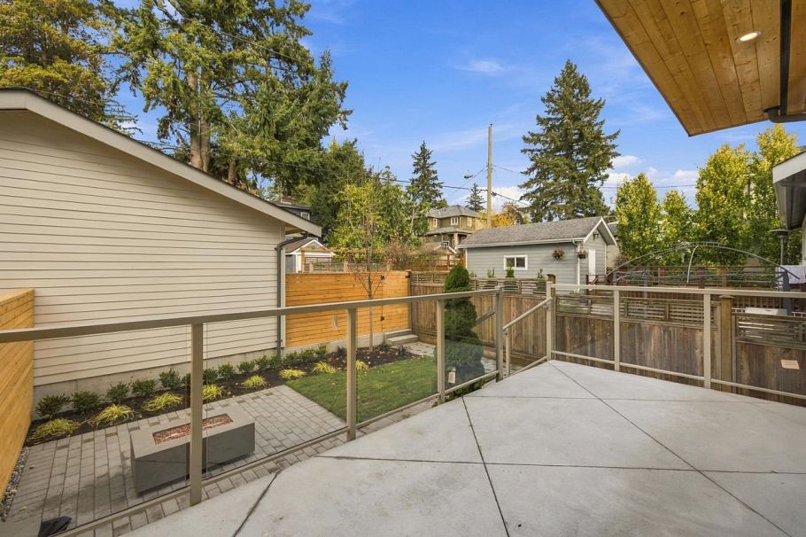 3547 W 38th Avenue Vancouver, BC - 17