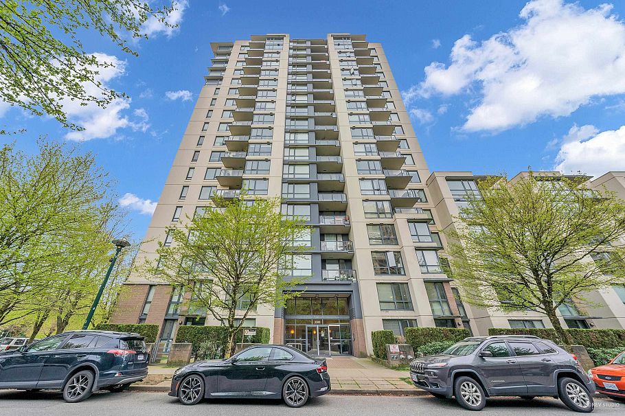 1001 3588 Crowley Drive Vancouver, BC - 27