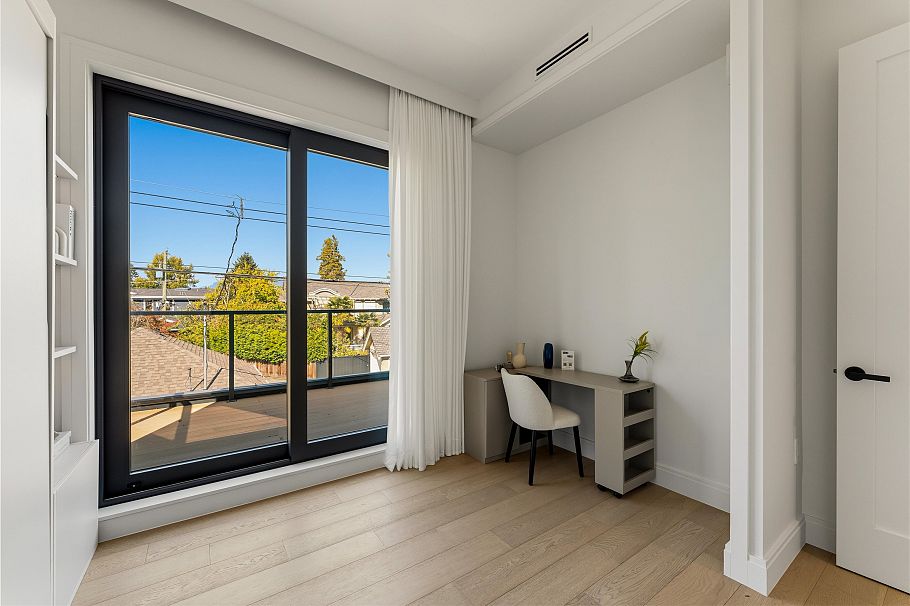 1179 W 33rd Avenue Vancouver, BC - 20