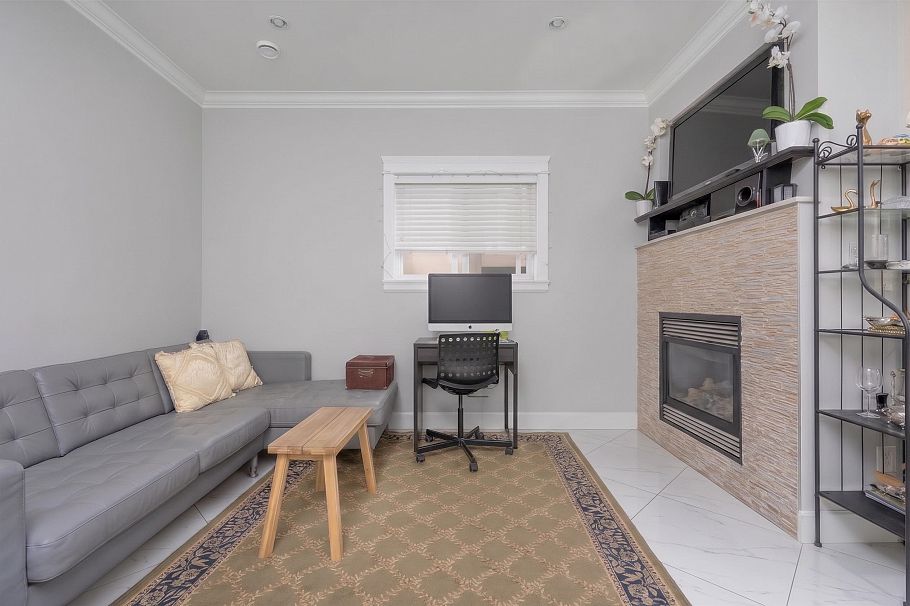 7936 Main Street Vancouver, BC - 4