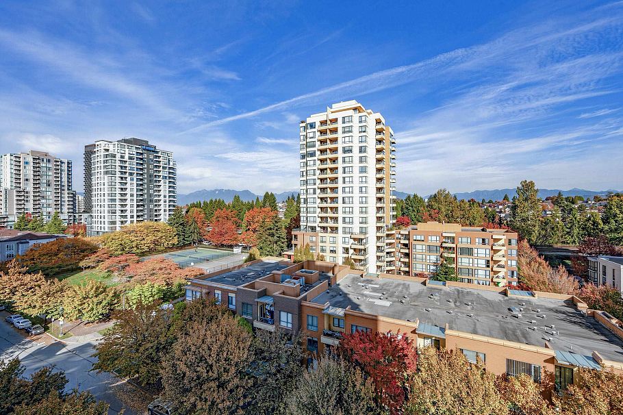 1001 3588 Crowley Drive Vancouver, BC - 24