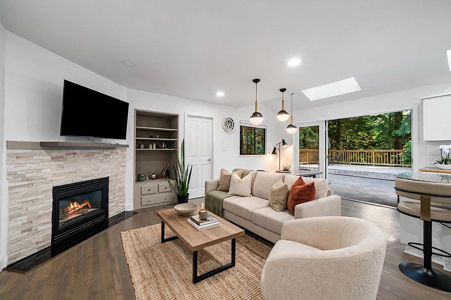 5520 Huckleberry Lane North Vancouver, BC - 3