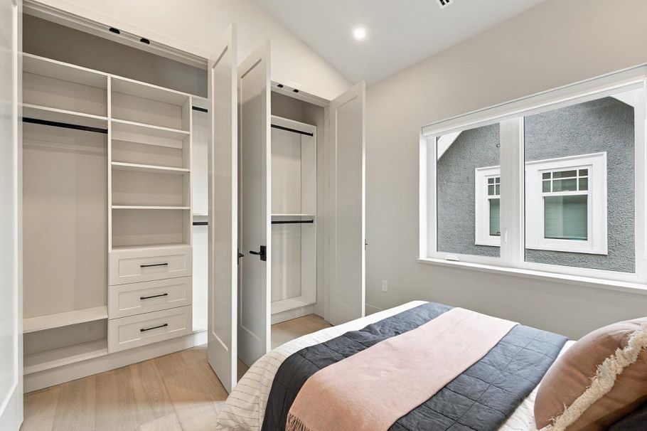 3547 W 38th Avenue Vancouver, BC - 26