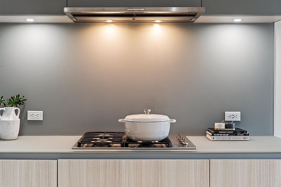 140 W Woodstock Avenue Vancouver, BC - 7