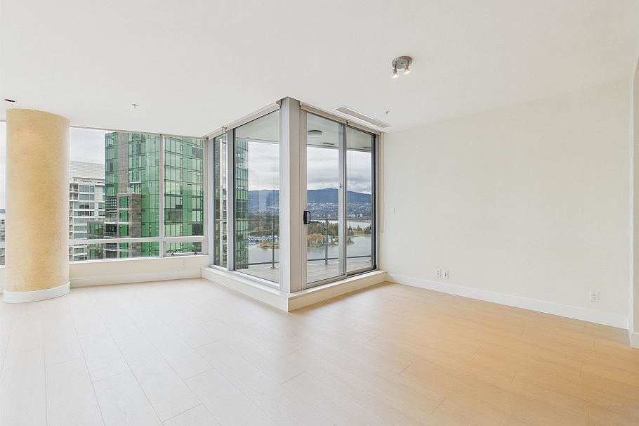 2403 1077 W Cordova Street Vancouver, BC - 10