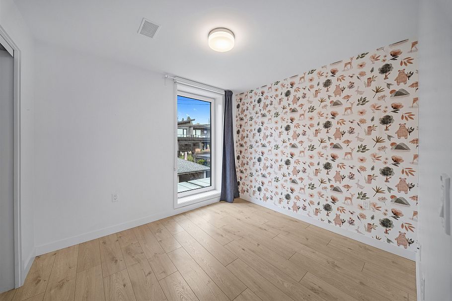 28 720 E 3rd Street North Vancouver, BC - 15