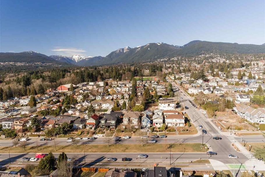416 W 6th Street North Vancouver, BC - 38