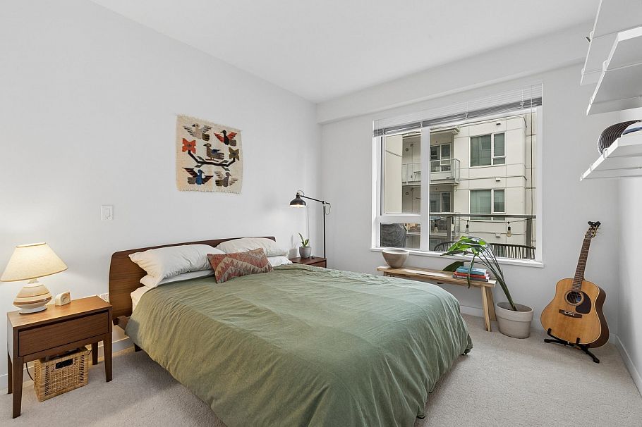 301 277 W 1st Street North Vancouver, BC - 12