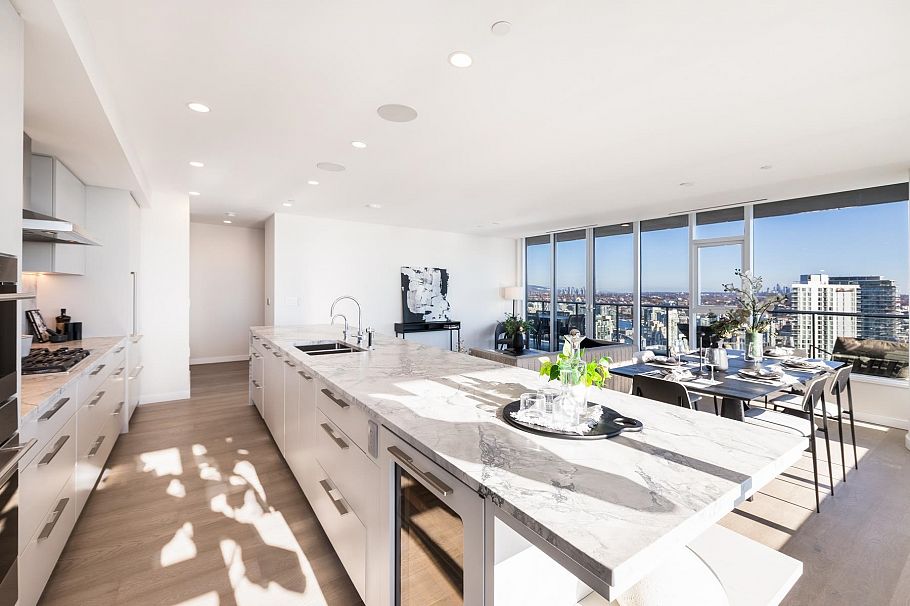 3703 1335 Howe Street Vancouver, BC - 8