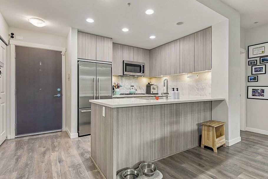 101 3289 Riverwalk Avenue Vancouver, BC - 11