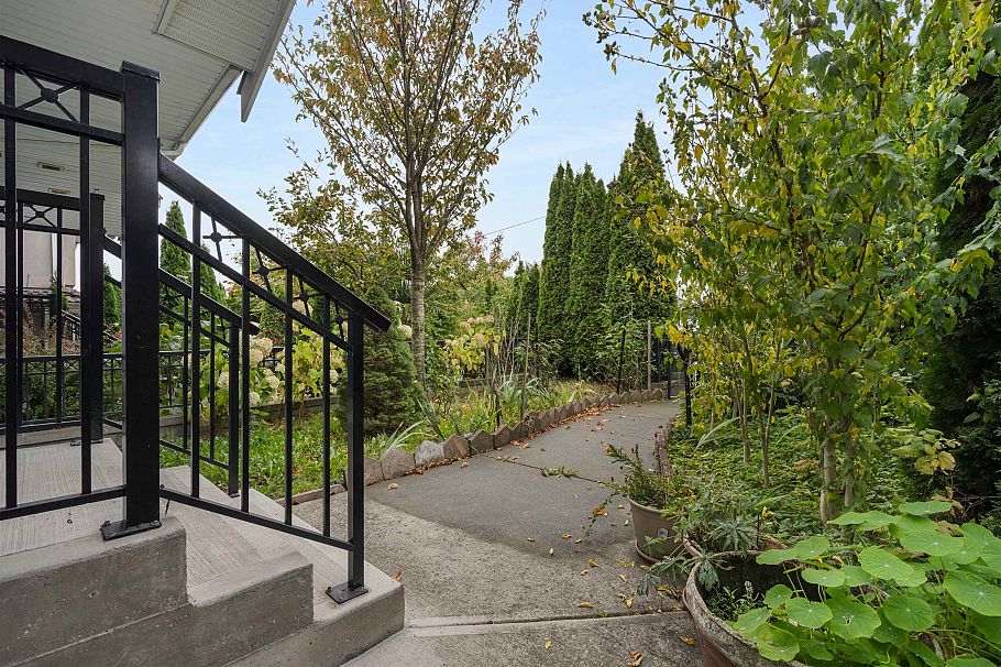 7936 Main Street Vancouver, BC - 2