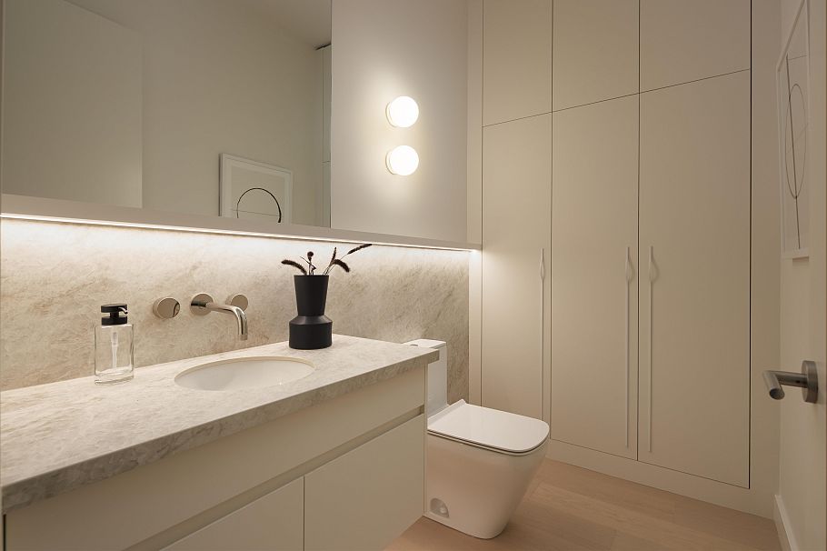 1 3351 W 13th Avenue Vancouver, BC - 22