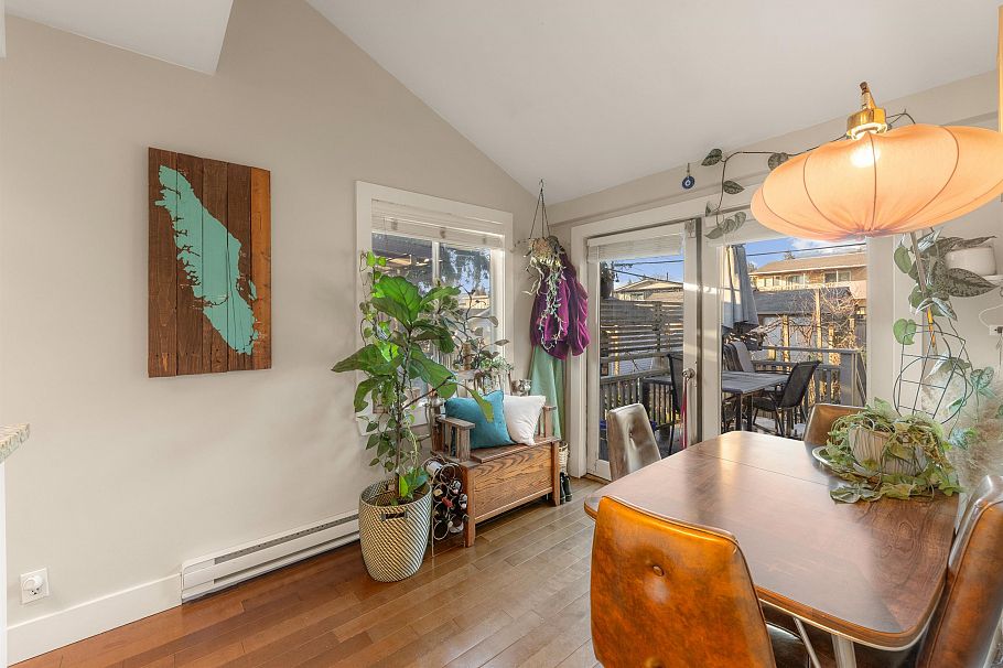 612 E 4th Street North Vancouver, BC - 14