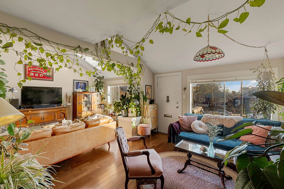 612 E 4th Street North Vancouver, BC - 5