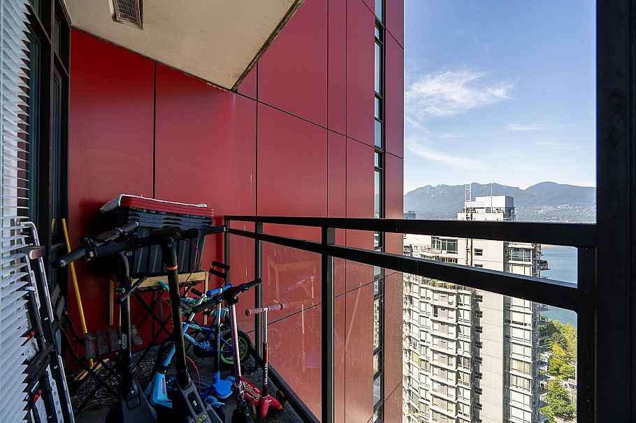 2905 1211 Melville Street Vancouver, BC - 28