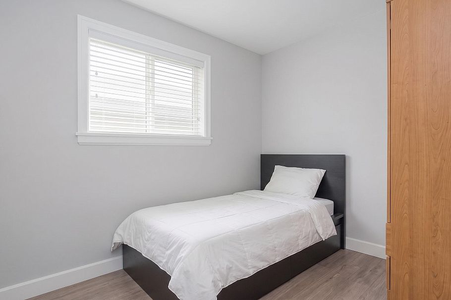 7936 Main Street Vancouver, BC - 17