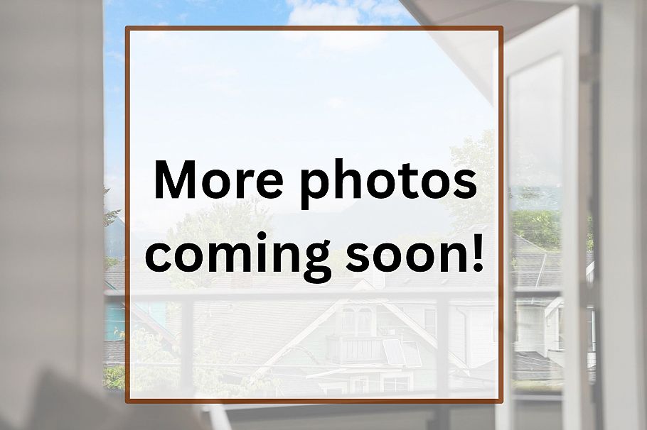1 2211 William Street Vancouver, BC - 2
