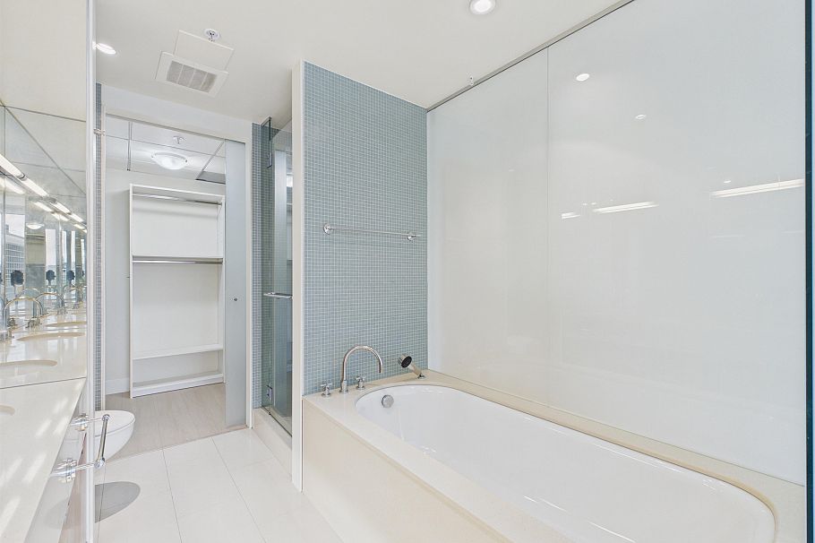 2403 1077 W Cordova Street Vancouver, BC - 23