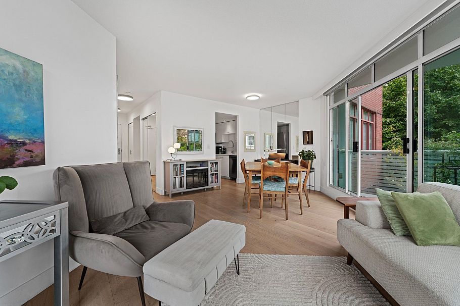 603 130 E 2nd Street North Vancouver, BC - 2