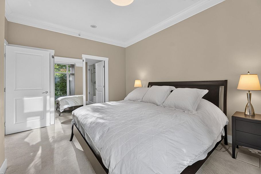 111 4685 Valley Drive Vancouver, BC - 18