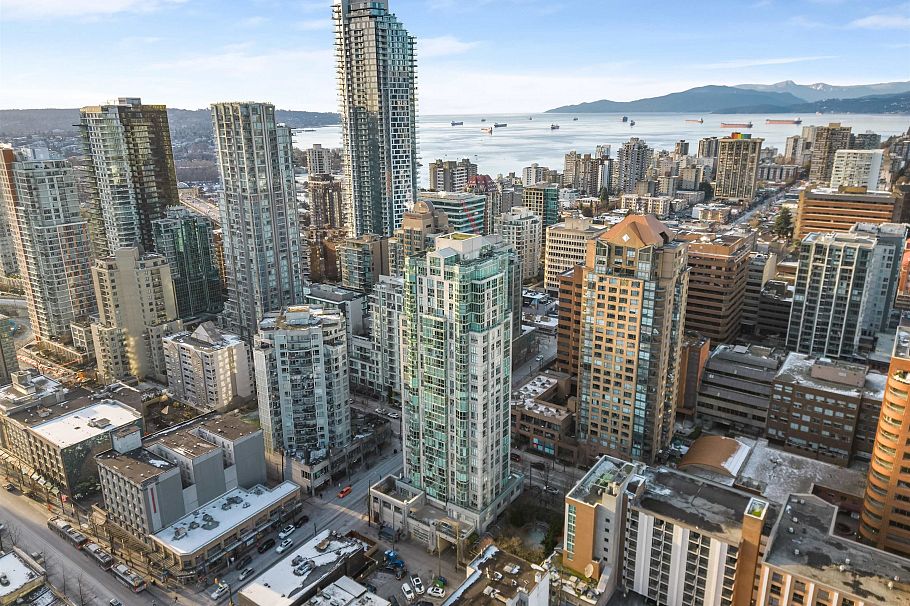 2401 1188 Howe Street Vancouver, BC - 39