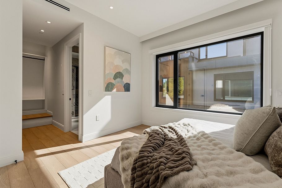 1179 W 33rd Avenue Vancouver, BC - 15