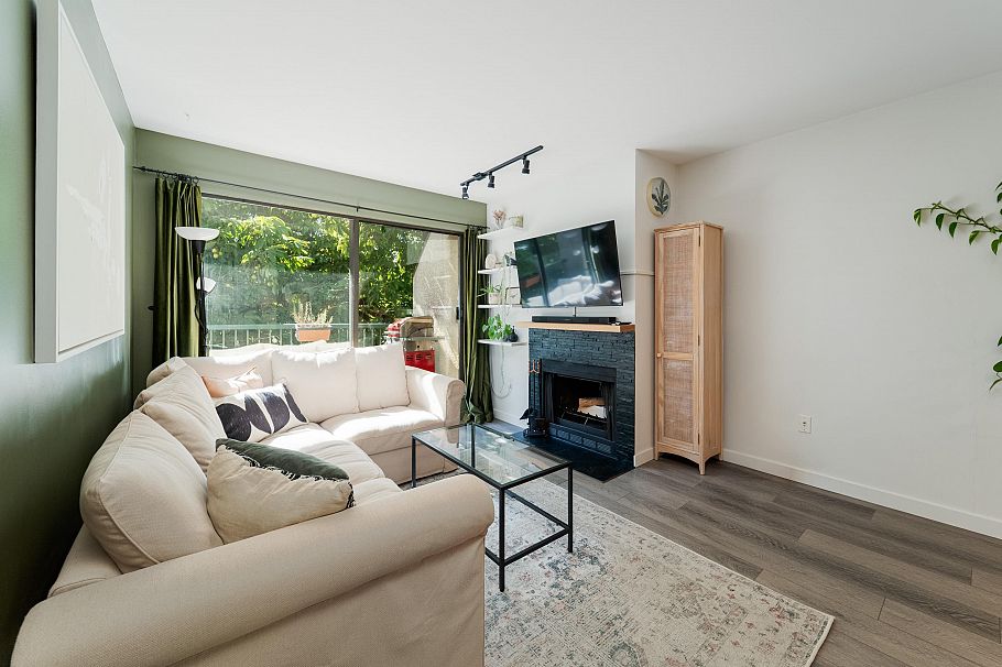 403 1169 Nelson Street Vancouver, BC - 2