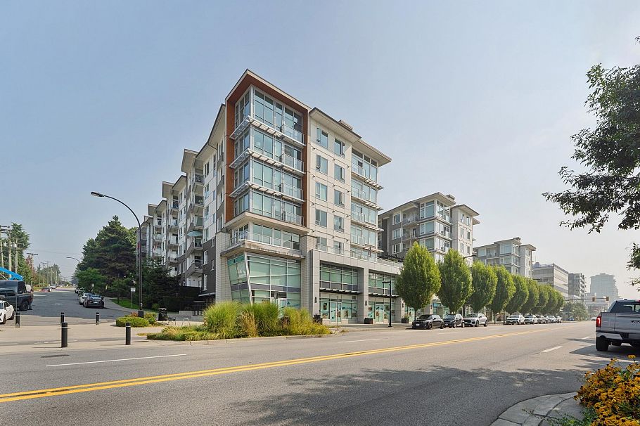 301 277 W 1st Street North Vancouver, BC - 26