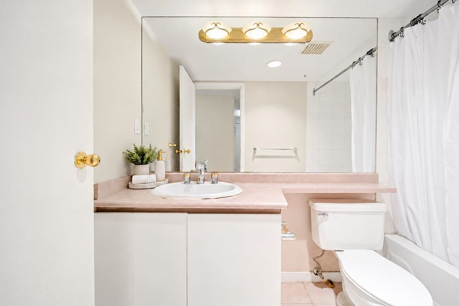 2306 930 Cambie Street Vancouver, BC - 12