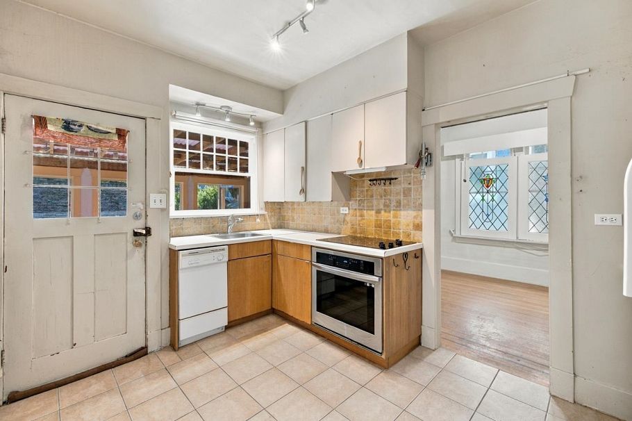 840 W 22nd Avenue Vancouver, BC - 14