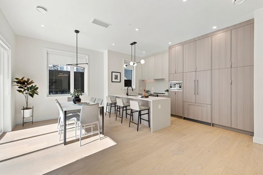 1 3185 Graveley Street Vancouver, BC - 12