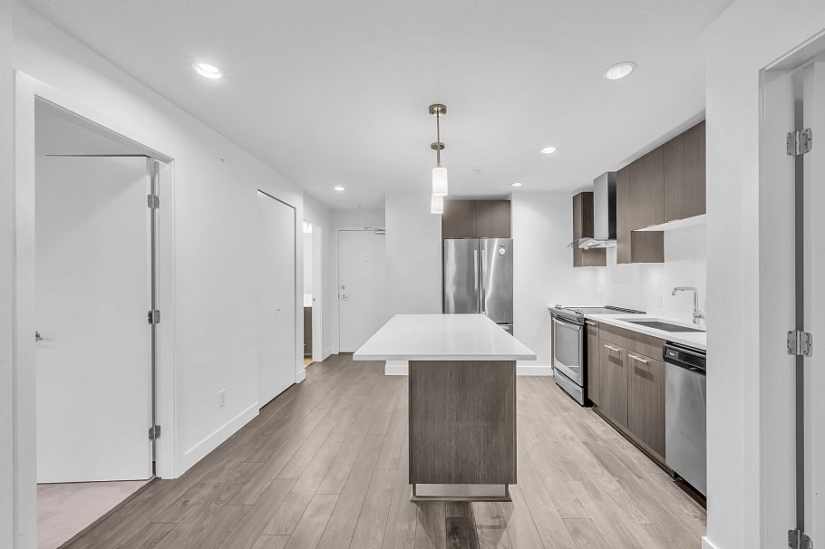 226 723 W 3rd Street North Vancouver, BC - 11