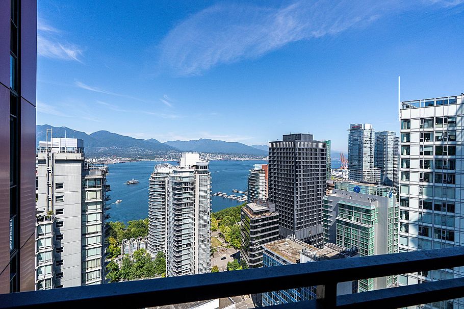 2905 1211 Melville Street Vancouver, BC - 29